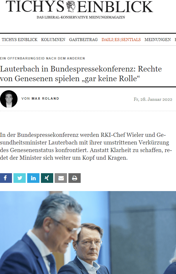 Es ist das Eingeständnis, dass er sein Ministerium nicht angemessen führt. Selbstverständlich gehört es zu der Organisationsverantwortung eines Ministers, über Entscheidungen der nachgeordneten Behörden informiert zu sein. Lauterbach gesteht damit ein, dass er ein Talkshow-Held ist, der seinen Laden nicht im Griff hat. Die übliche Konsequenz wäre die sofortige Entlassung eines unverantwortlich handelnden, weil uninformierten Ministers. Doch in Berlin gelten längst die Paten-Regeln: Ein einmal errungener Sessel wird auch bei einem derart gravierenden Fehler nicht geräumt.

Keine Außenwahrnehmung
Einen „Sturm der Entrüstung“ über die Entscheidung will er nicht wahrgenommen haben. „Denn diejenigen, die genesen sind, sind sehr häufig auch bereits geimpft.“ Die Betroffenen der Genesenenstatus-Änderung charakterisiert Lauterbach stattdessen als kleine, skurrile Minderheit: „Nun lassen Sie uns gemeinsam mal darüber nachdenken, wie klein diese Gruppe ist“ – eine Gruppe, mit der er „jeden Tag Probleme“ habe. „Das sind zum Teil Leute, die sagen: Covid gibt es gar nicht.“ So charakterisiert Karl Lauterbach die Menschen, die aufgrund einer Genesung auf eine Impfung verzichten: als wirre Verschwörungstheoretiker. An die Journalistin gewandt schließt er die Beantwortung mit diesen entlarvenden Worten: Sie solle sich in Erinnerung rufen, wie klein diese Gruppe sei, belehrt er die Journalistin – deren Rechte würden doch eigentlich „gar keine Rolle“ spielen.

Mit anderen Worten: Rund ein Drittel der Bevölkerung ist nicht geimpft, und es werden wegen des Verfallsdatums älterer Impfungen täglich mehr oder, weil ihnen ihr Status wie im Fall der Johnson&Johnson-Impfung oder bei Genesenen einfach aberkannt wird. Es ist ein seltsames Staatsverständnis – während sonst jede Minderheit gepäppelt wird, spielt ein großer Teil der kritischen Bevölkerung „keine Rolle“.

Lauterbachs Ausführungen, wie es denn zum „Kommunikationsproblem“ rund um den Genesenenstatus kam, wirken unglaubwürdig genug: Redet wirklich niemand mit dem Minister über elementare Grundrechtsfragen? Andererseits: Wieso sollte jemand? Offenbar scheinen Lauterbach die Grundrechte von Genesenen ohnehin egal zu sein – sind sie für den SPD-Politiker ja ohnehin nur eine „kleine Gruppe“, deren Rechte „keine Rolle“ spielen.

Mit jedem Tag scheint Karl Lauterbach erneut beweisen zu wollen, wie ungeeignet er für das Amt des Bundesgesundheitsministers ist.